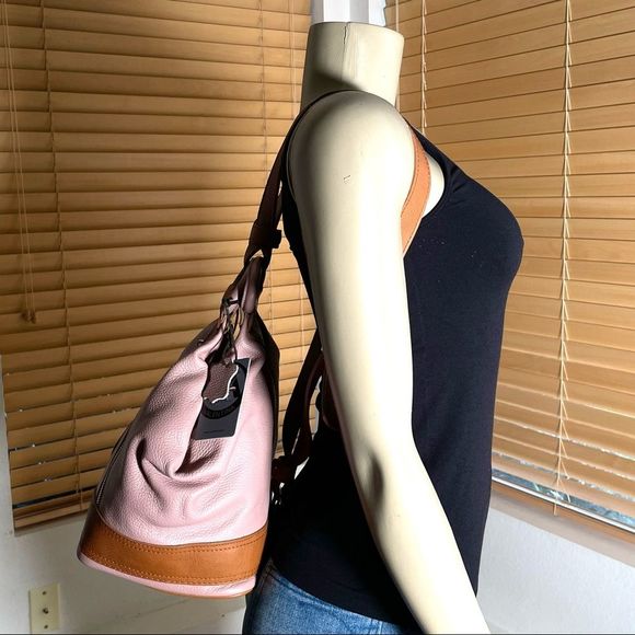 NWT LAST ONE RARE Valentina Sling Backpack Real Italian Leather Convertible Bag - Picture 11 of 16